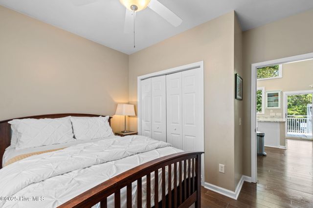 210 W West Street, Southport, NC 28461