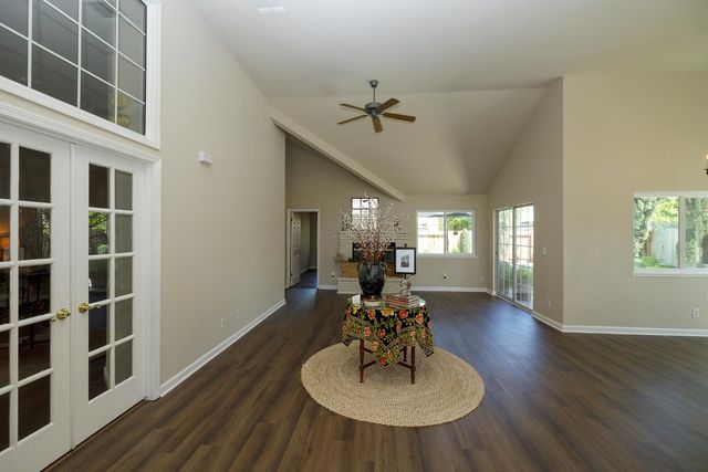 2420 Colorado, Turlock, CA 95382