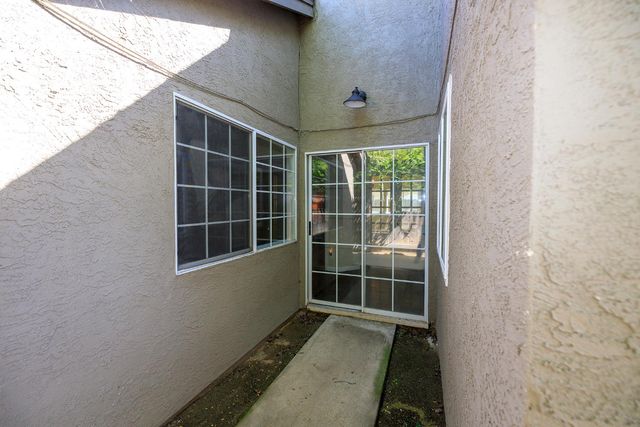 2420 Colorado, Turlock, CA 95382