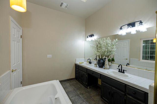 2420 Colorado, Turlock, CA 95382