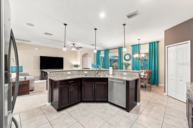 7384 HUNTINGTON SUMMIT BOULEVARD, Lakeland, FL 33810