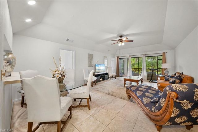 1833 Courtyard WAY 105, Naples, FL 34112