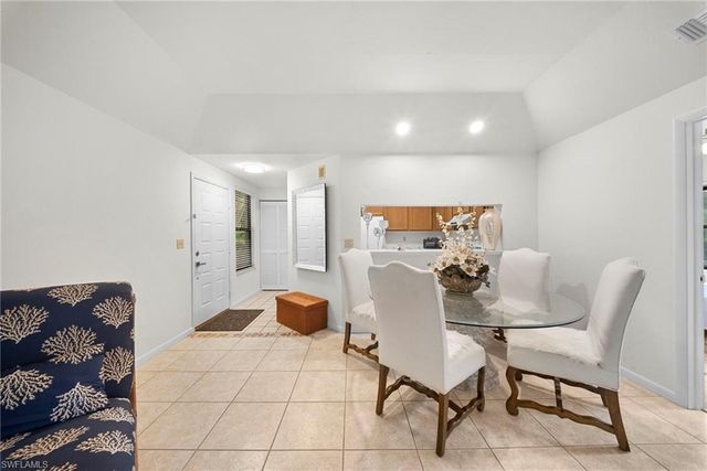 1833 Courtyard WAY 105, Naples, FL 34112