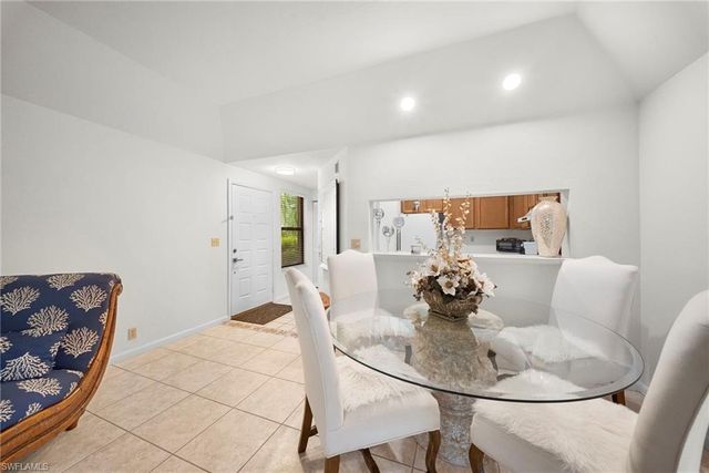 1833 Courtyard WAY 105, Naples, FL 34112