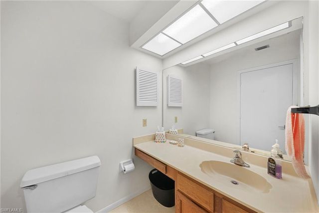 1833 Courtyard WAY 105, Naples, FL 34112