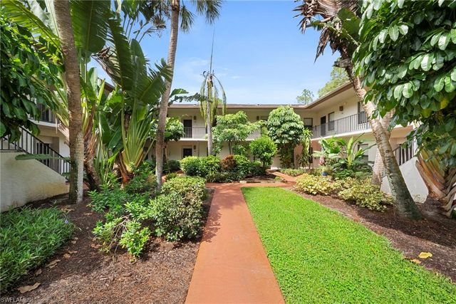 1833 Courtyard WAY 105, Naples, FL 34112