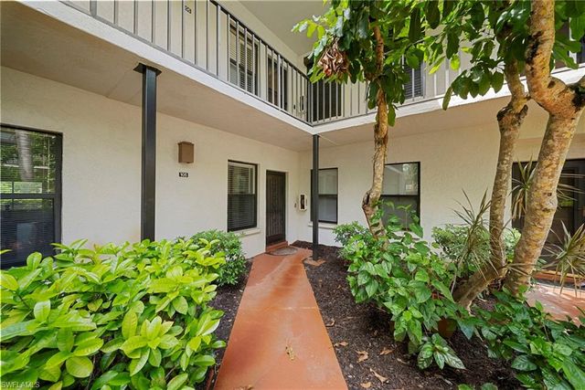 1833 Courtyard WAY 105, Naples, FL 34112