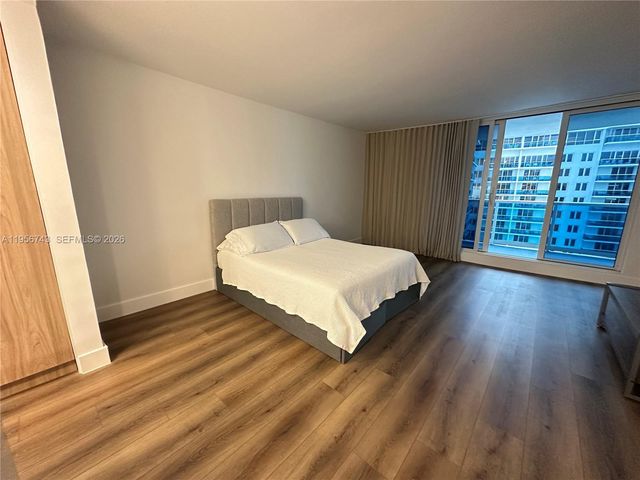 2301 Collins Ave 1421, Miami Beach, FL 33139