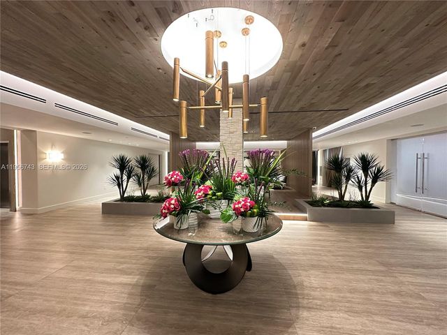 2301 Collins Ave 1421, Miami Beach, FL 33139