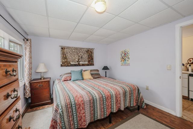 24 Lake View Road, Epsom, NH 03234