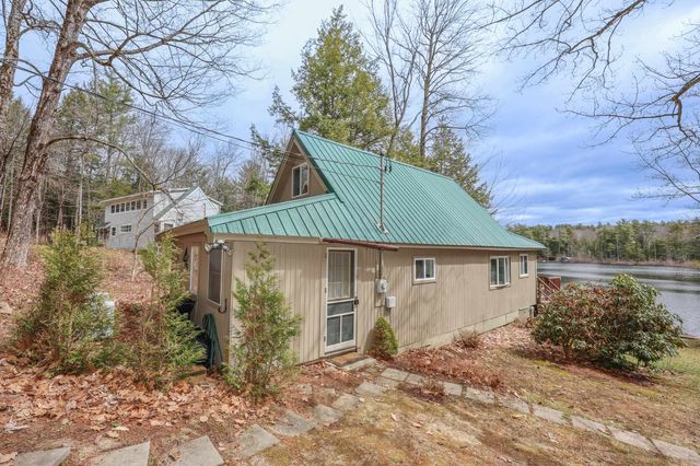 24 Lake View Road, Epsom, NH 03234