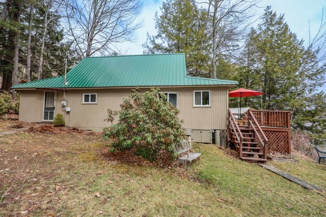 24 Lake View Road, Epsom, NH 03234