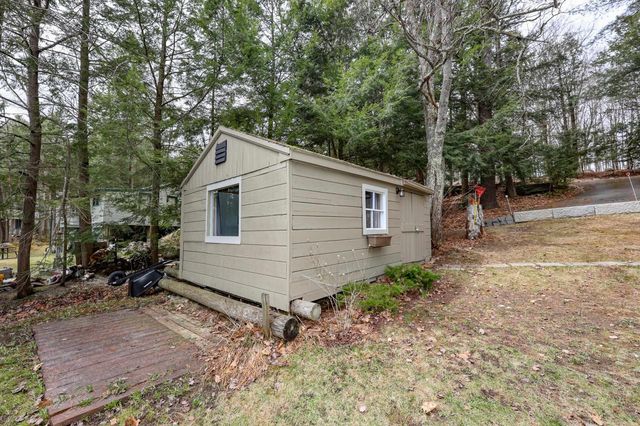 24 Lake View Road, Epsom, NH 03234