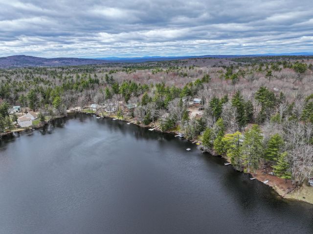 24 Lake View Road, Epsom, NH 03234