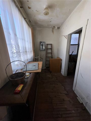 2516 Centre Ave, Hill District, PA 15219