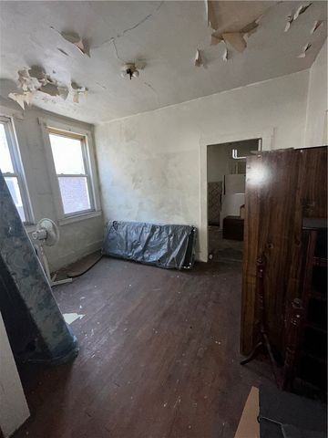 2516 Centre Ave, Hill District, PA 15219