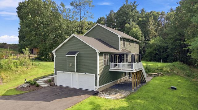 25 Greenbriar Dr, Shrewsbury, MA 01545