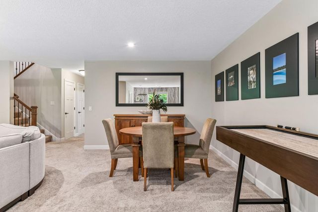 4258 Creekside Way, Minnetrista, MN 55331