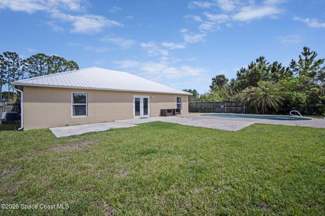 2946 Herder Avenue SE, Palm Bay, FL 32909