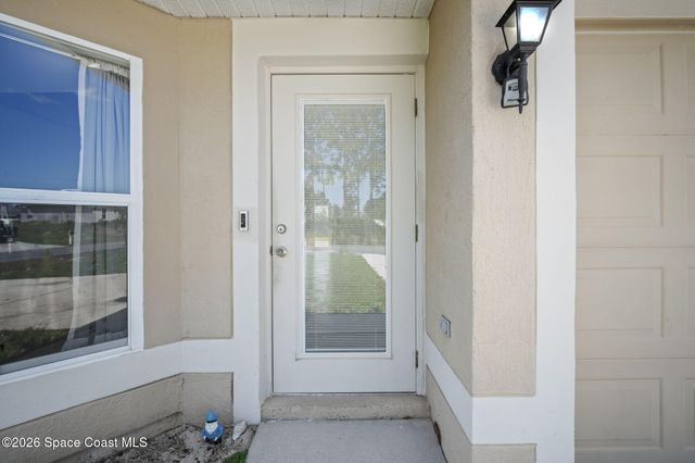 2946 Herder Avenue SE, Palm Bay, FL 32909