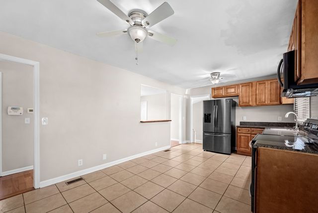 3308 W Hamilton Ave, Nashville, TN 37218