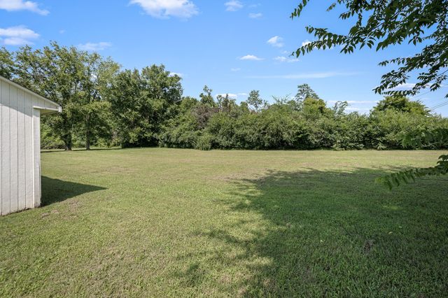 3308 W Hamilton Ave, Nashville, TN 37218