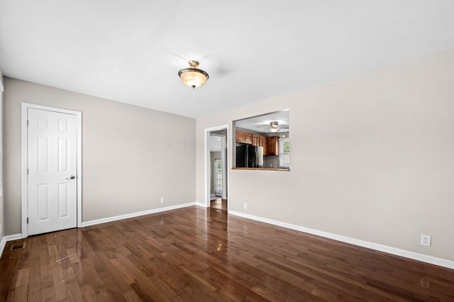 3308 W Hamilton Ave, Nashville, TN 37218