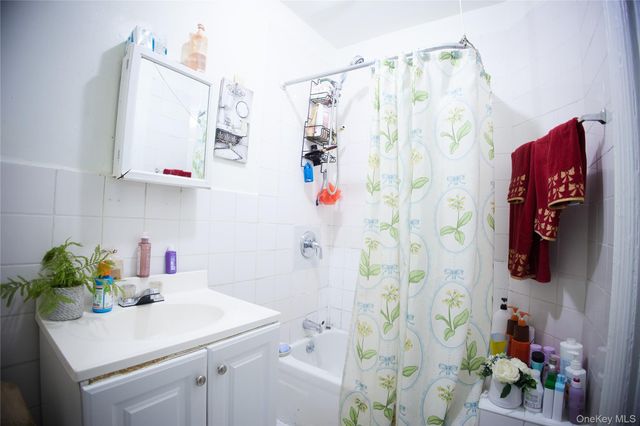 243 Crescent, Brooklyn, NY 11208