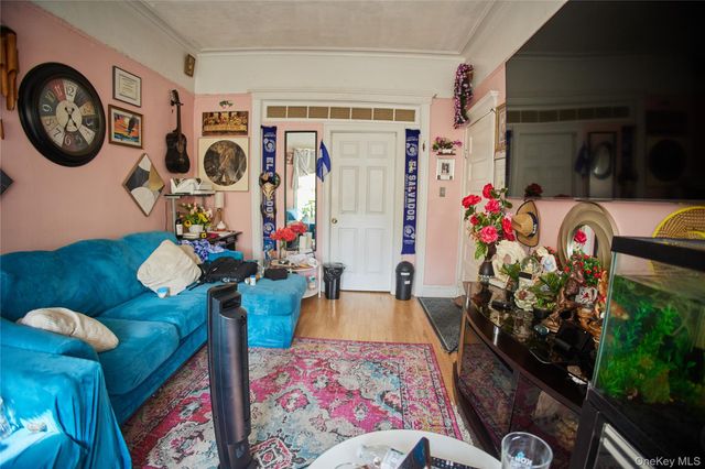 243 Crescent, Brooklyn, NY 11208
