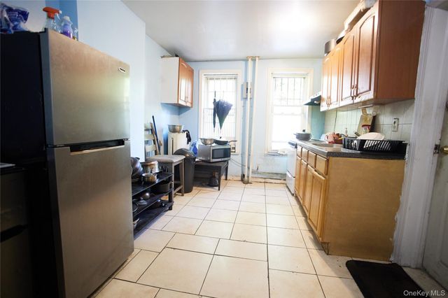 243 Crescent, Brooklyn, NY 11208