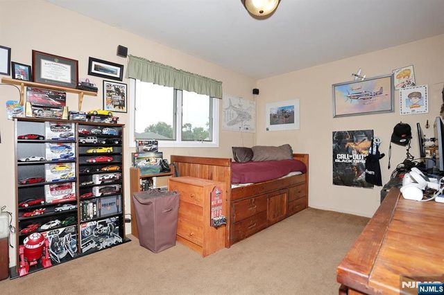 393 New Bridge Road, Bergenfield, NJ 07621