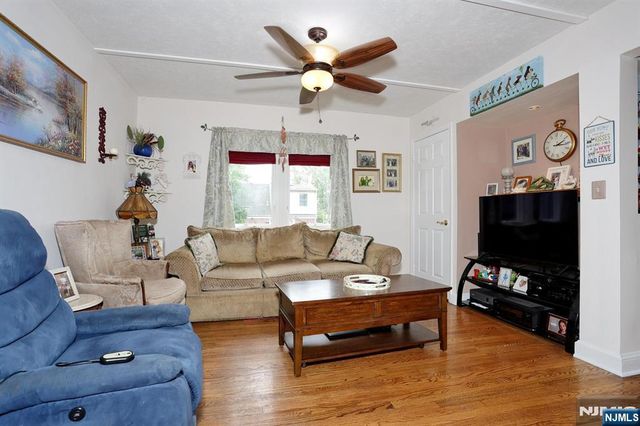393 New Bridge Road, Bergenfield, NJ 07621