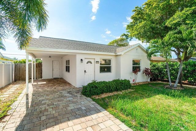 1114 S M Street, Lake Worth Beach, FL 33460