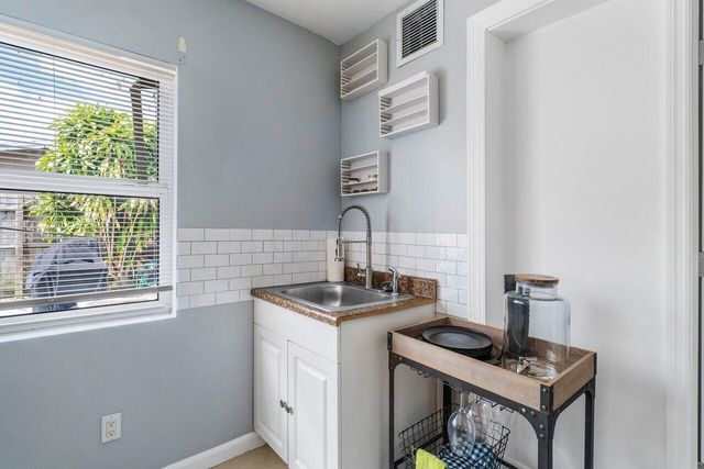 1114 S M Street, Lake Worth Beach, FL 33460