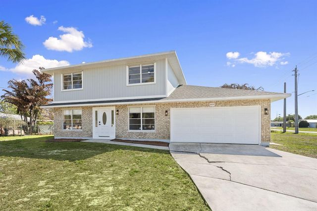 405 NE Midvale Street, Port St. Lucie, FL 34983