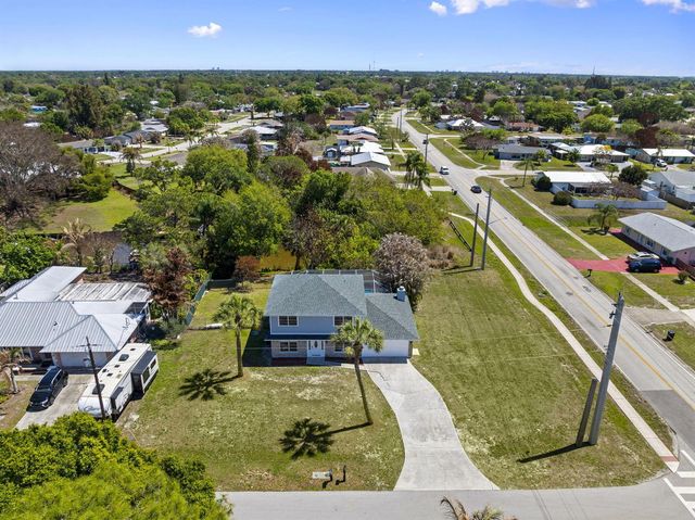405 NE Midvale Street, Port St. Lucie, FL 34983