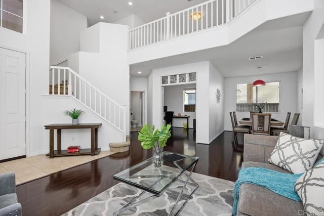 687 Glasgow Court, San Marcos, CA 92069