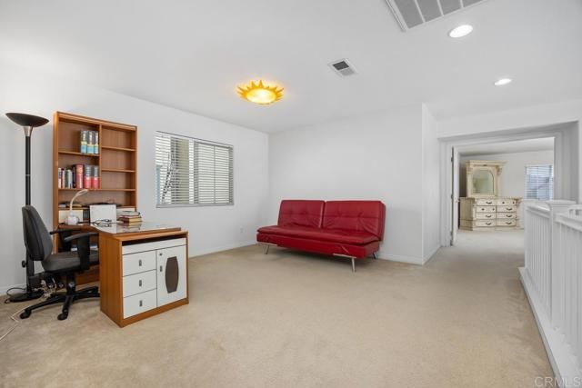 687 Glasgow Court, San Marcos, CA 92069