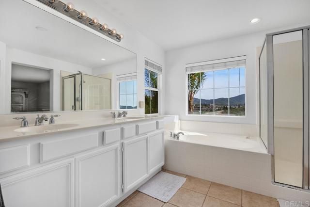 687 Glasgow Court, San Marcos, CA 92069
