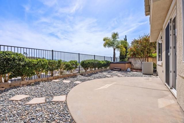 687 Glasgow Court, San Marcos, CA 92069