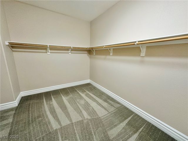 285 Caddy Bag Court, Las Vegas, NV 89148