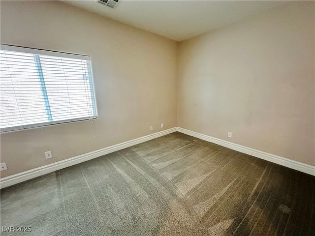 285 Caddy Bag Court, Las Vegas, NV 89148