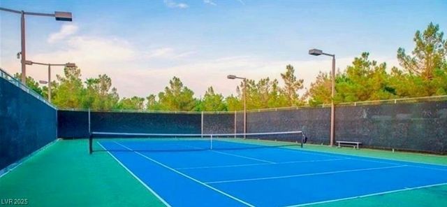 285 Caddy Bag Court, Las Vegas, NV 89148