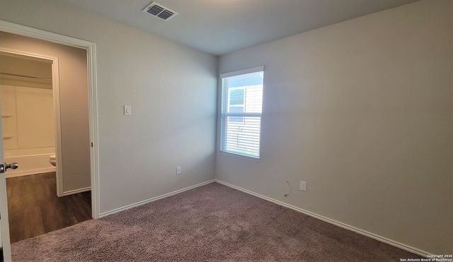 7136 Quarter Moon, Converse, TX 78109