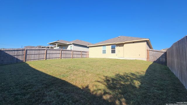 7136 Quarter Moon, Converse, TX 78109