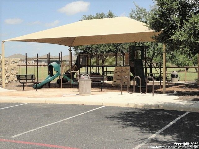 7136 Quarter Moon, Converse, TX 78109