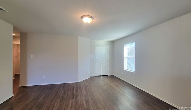 7136 Quarter Moon, Converse, TX 78109