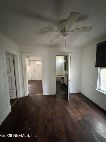 1058 DYAL Street, Jacksonville, FL 32206