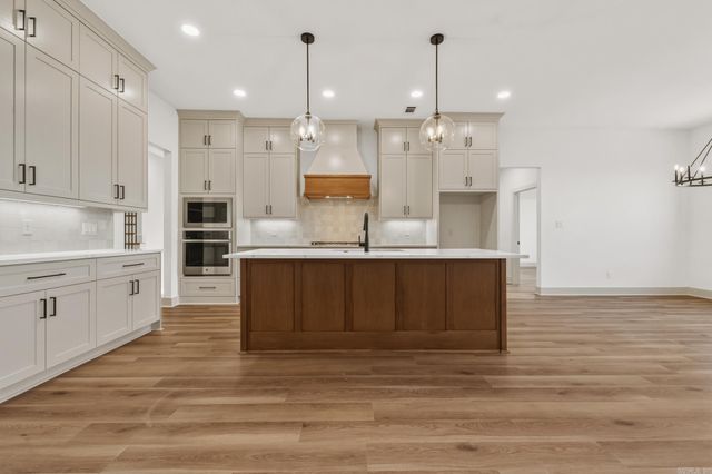 1013 Fern Ridge, Sherwood, AR 72120