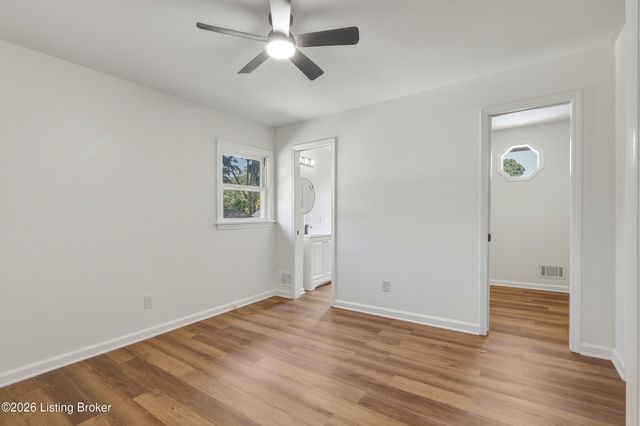 6021 Princess Way, Louisville, KY 40219